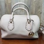 Michael Kors 12”x7”x8” Large Zippered Tote Bag Crossbody Strap Multiple pockets Photo 0