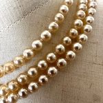 Faux pearl triple strand vintage necklace Photo 9