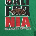 NWOT California Republic T Shirt Green Size M Photo 1