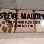 Steve Madden Ladies Plush Socks - Pink, White, Brown NWT Photo 0