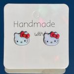 Hello Kitty Earrings Photo 3