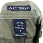 Arc’teryx Parapet Shorts Women’s Size 6 Green Hiking Outdoor Travel Utility Photo 10
