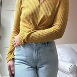 Yellow Long Sleeve Crop Top Photo 3