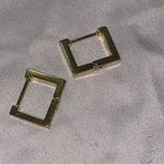 Square Hoop Earring Photo 1