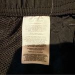 Columbia  Black High‎ Rise Cargo Hiking Shorts Sz M 6" Inseam Outdoor Adventure Photo 4