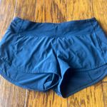 Lululemon Speed Short 2.5” Photo 0