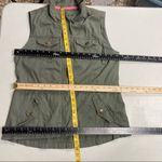 Ashley Outerwear  Women’s Army Green Vest‎ Size Medium  Zipper Closure Photo 6