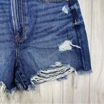 American Eagle  90s Boyfriend Distressed Raw Hem Frayed Denim Shorts size 0 Photo 6