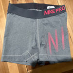 Nike  pro dri fit shorts small Photo 0