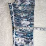 Lululemon ‎ Inspire Crop II Leggings Blue Multicolor Print Size 4 Photo 7