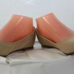 Time And Tru ladies  Memory Foam flats size 6 Photo 4