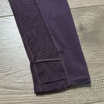 Athleta NWOT  Shanti Lace Long Sleeve‎ Crop Top Thumbholes Purple Size XL Photo 2