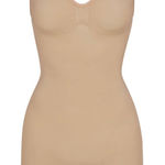 SKIMS NEW‎  SEAMLESS SCULPT MID THIGH BODYSUIT Clay shorts Size S Photo 0