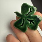 Green Ceramic Three Leaf Clover Shamrock Brooch Pin St Patrick’s Photo 1