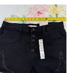SO  Black High Rise Mom Shorts Denim Button Fly Womens Plus Size‎ 15/32W Photo 4