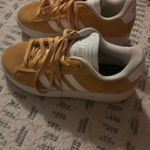 Adidas Orange  Sneakers Photo 2