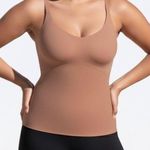 Honeylove Liftwear Cami Shapewear Tank Top in Size 1X Tan Photo 0