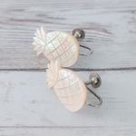 Vintage Screw On Earrings Cream Pineapple with Slight Iridescence Photo 2