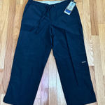Columbia NWT Woman’s  Black Cargo Pants with Drawstring Waist Size Small Photo 0