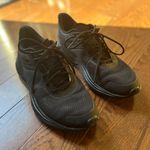 Lululemon Sneakers Photo 0