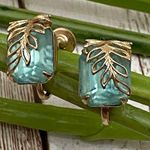 Vintage CORO Signed Aquamarine Screw Photo 4