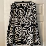 Richard Malcolm 100% linen skirt size 14 black and white combination length 28” Photo 2