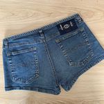 L.E.I Juniors 3 Low Rise Shortie Shorts Denim Medium Wash Y2K 2000s Baddie Photo 5