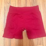 Amazon Red Seamless Lowrise Gym Biker Shorts Photo 0