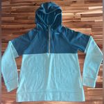 Reebok  Women’s Half Zip Size Medium Photo 2