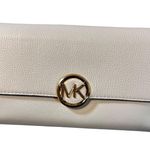 Michael Kors Jet Set Travel Large Trifold Wallet Pebbled Leather Beige NWT Photo 1