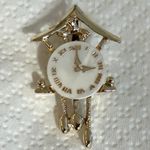 Darling Vintage Brooch Cuckoo Clock Gold Tone & Mother Of Peal Face Photo 0