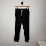 Vuori Women’s Weekend Jogger Pants in Black Size S Photo 4
