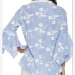 Lysse  Meadow Blouse Blue and White Photo 1