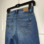 American Eagle Size 00 mom jeans, size 00 jeans Photo 4