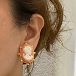 Unsigned Vintage Victorian Cameo Clip On Earrings Photo 1
