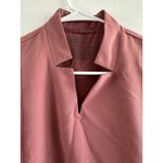 FIGS The FIONx Inala Top features princess seam ribbed collar Size XS Burgundy Photo 4