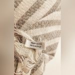 Boutique Blanket Scarf (Gray, White) Photo 1