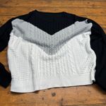 Womens Black White Chevron Cable Knit Sweater Long Sleeve Pullover Size L Size L Photo 0