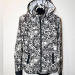 Lululemon Bring Back The Track Jacket Hoodie Pullover Size 4 Black White Photo 3