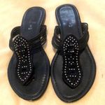 Rue 21  Etc! Black Size 6/7 Flip Flops Photo 0