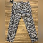 Soho Apparel  Black and White Floral Flat Front Pants Size 16 NWT Photo 3