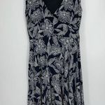 Loft BLACK WITH WHITE FLORAL DESIGN FIGURE FLATTERING V-NECK STRETCH DRESS SMALL Photo 0