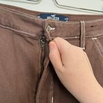 Hollister Brown Cargo Ultra High Rise Dad Jean size 27 Photo 7