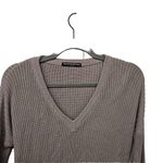 Brandy Melville  Rib V-Neck Sweater Pullover Taupe Purple Photo 2