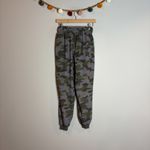 Lululemon  Stretch High-Rise Jogger Heritage 365 Camo Dusky Lavender Multi Photo 3