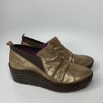 Bionica wedge shoes gold metallic shimmer size 7 Photo 1