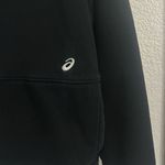 ASICS  Classic Black Crewneck Sweater Photo 1
