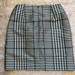 White House | Black Market Printed skirt size 6 Photo 6
