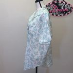 Best American Clothing Co white floral short sleeve button Down shirt Size L Photo 2