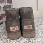 UGG Mini  Boots Photo 2